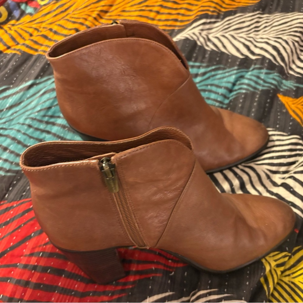 Vince Camuto Chestnut Heeled Boots - Picture 3 of 7